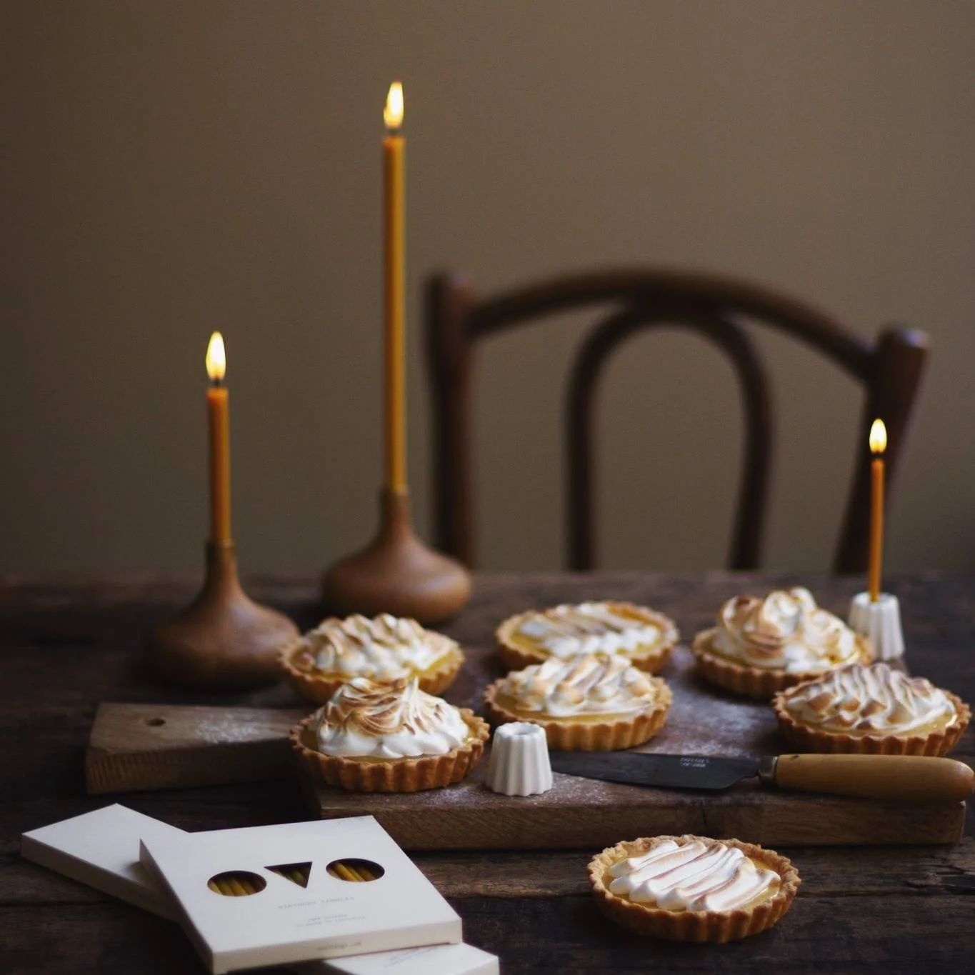 Oak candle holder - Image 4