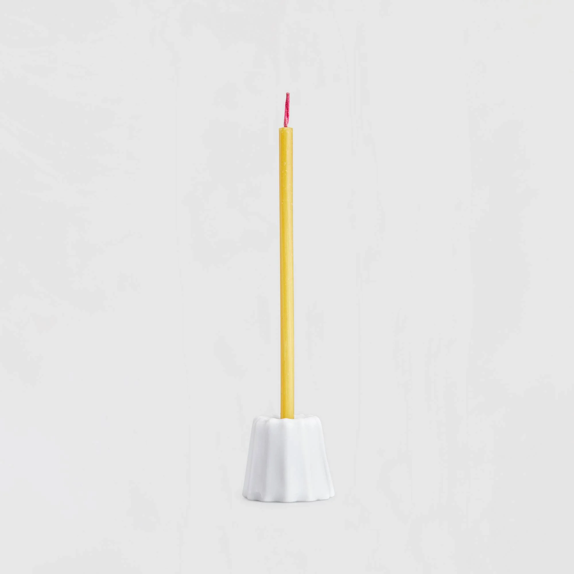 Porcelain candle holder