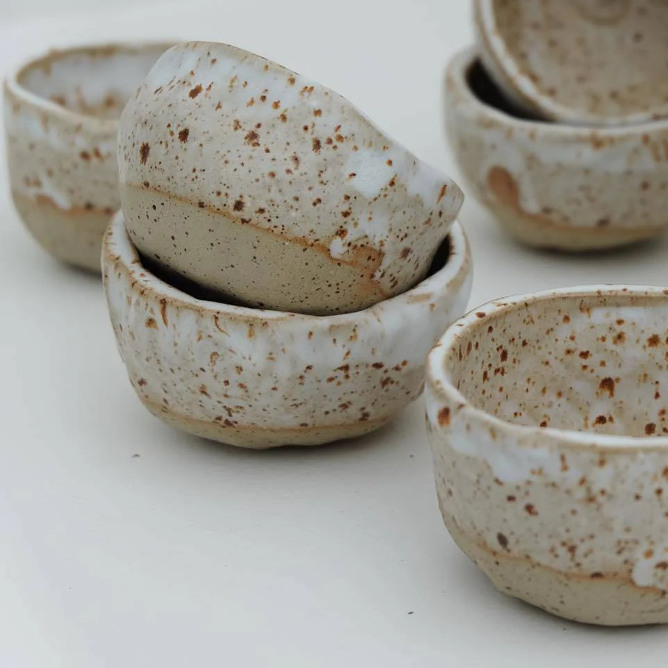 Small bowl white speckled - Image 3